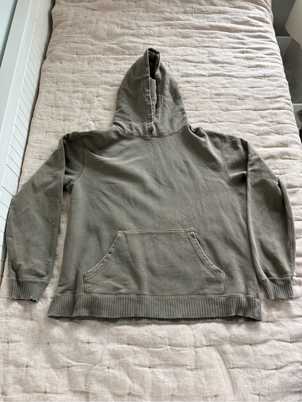 Elwood Unisex Core Hoodie Sweatshort Size Small
